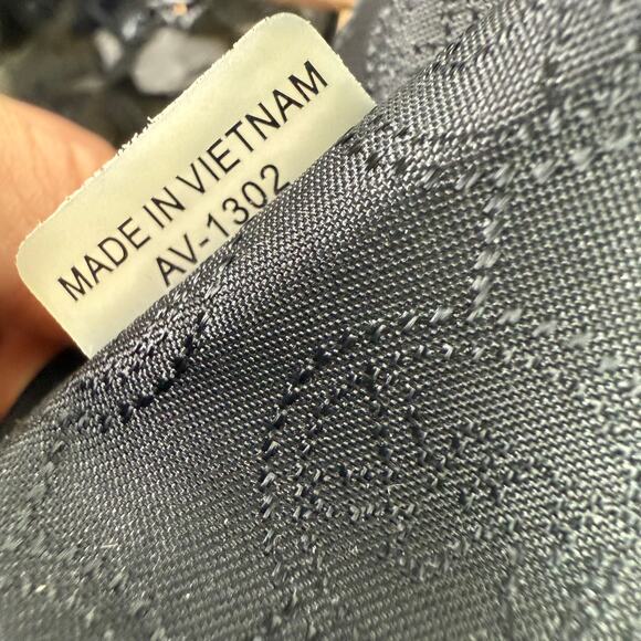 Michael Kors Jet Set Shoulder Tote Bag Black Patent Leather Logo Pattern AV-1302 - Picture 12 of 16